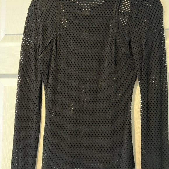 BCBG BLACK MESH TOP SIZE XS - Picture 3 of 4